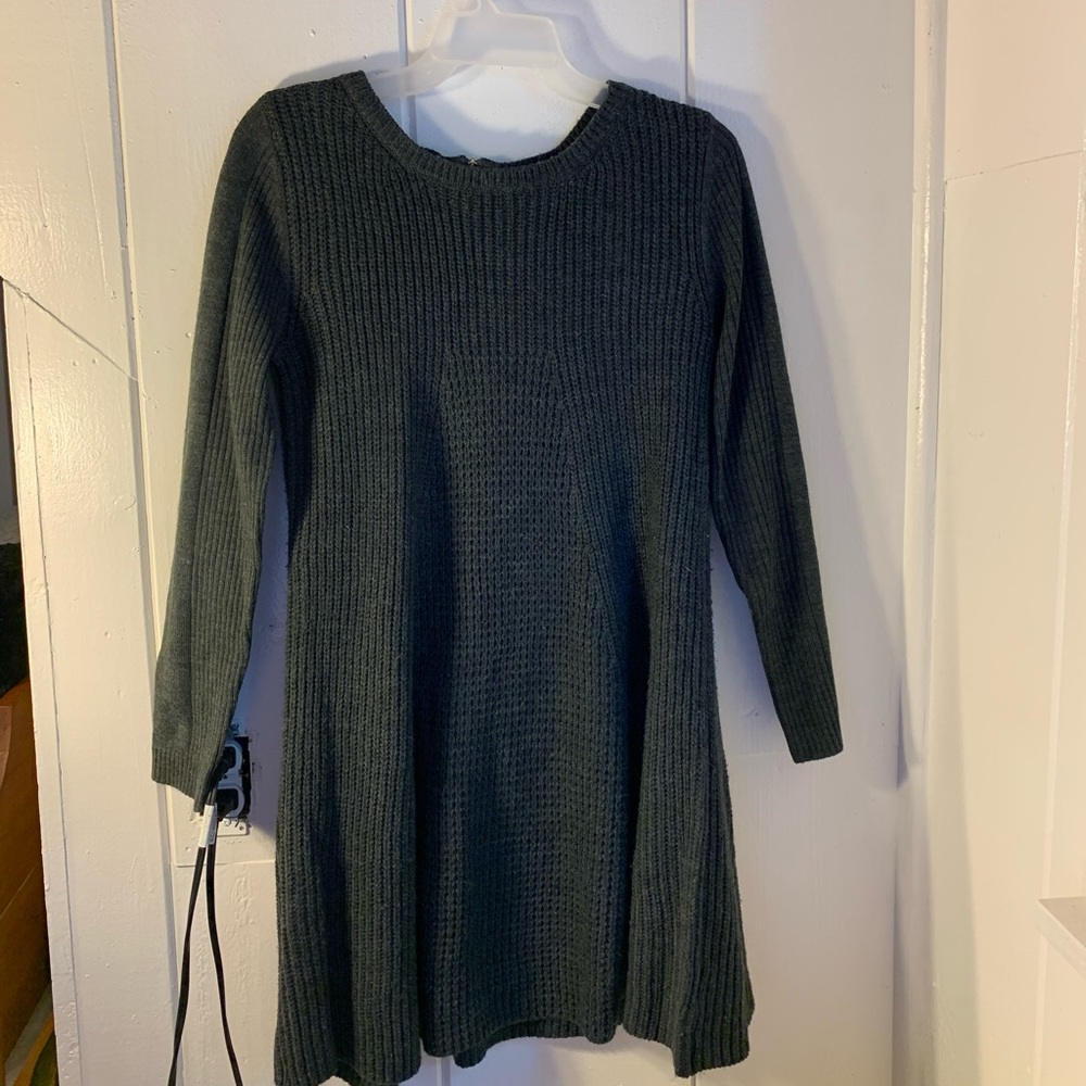 Gray Knit Long sleeved dress